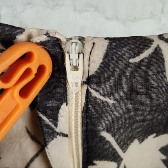 Vintage 70s Backless Halter Midi Dress Size 6 Black Leaf Print Neck Drape - Picture 13 of 15